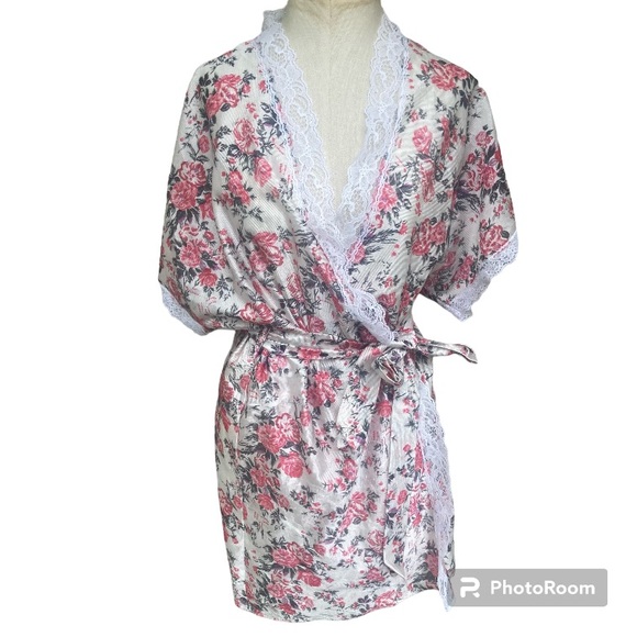 Vintage Other - Vintage Private Moments NY floral flower lace trim wrap robe lingerie